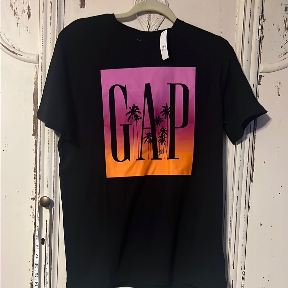GAP Black Tee with Sunset Graphic